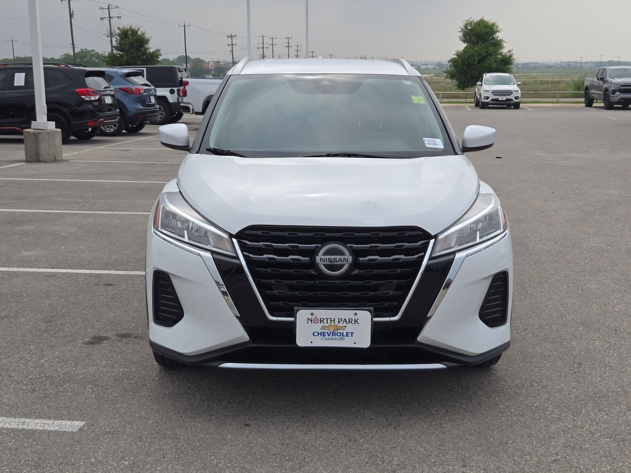 Used 2021 Nissan Kicks SV FWD image 8