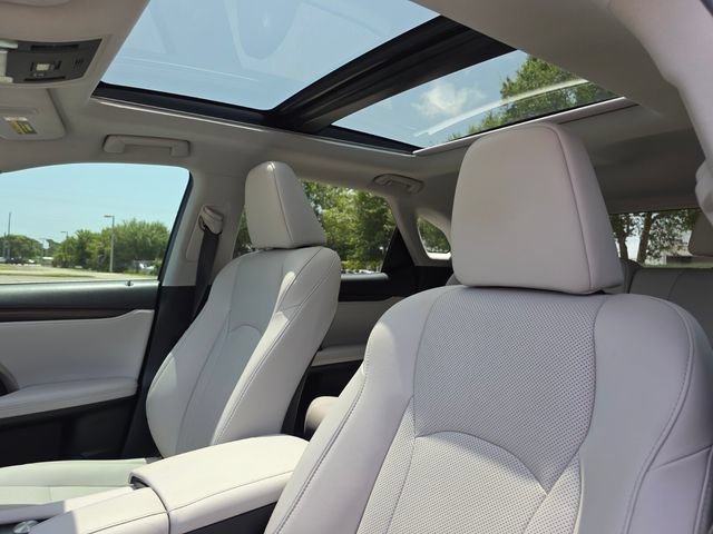 Used 2021 Lexus RX 450h AWD w/ Premium Package image 22