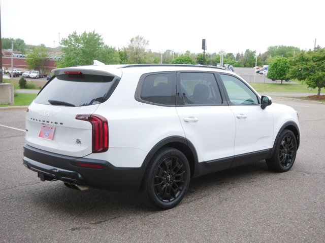 Used 2022 Kia Telluride EX w/ EX Premium Package AWD/4WD image 5