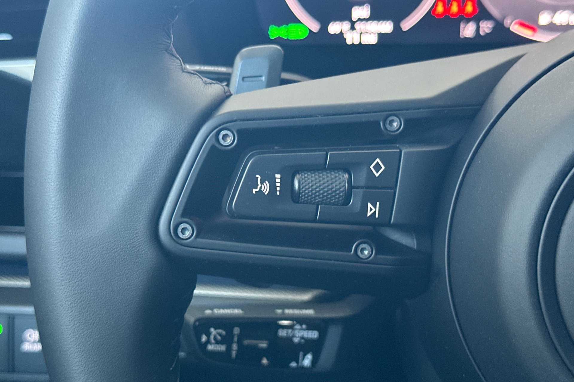 New 2025 Porsche Panamera image 31