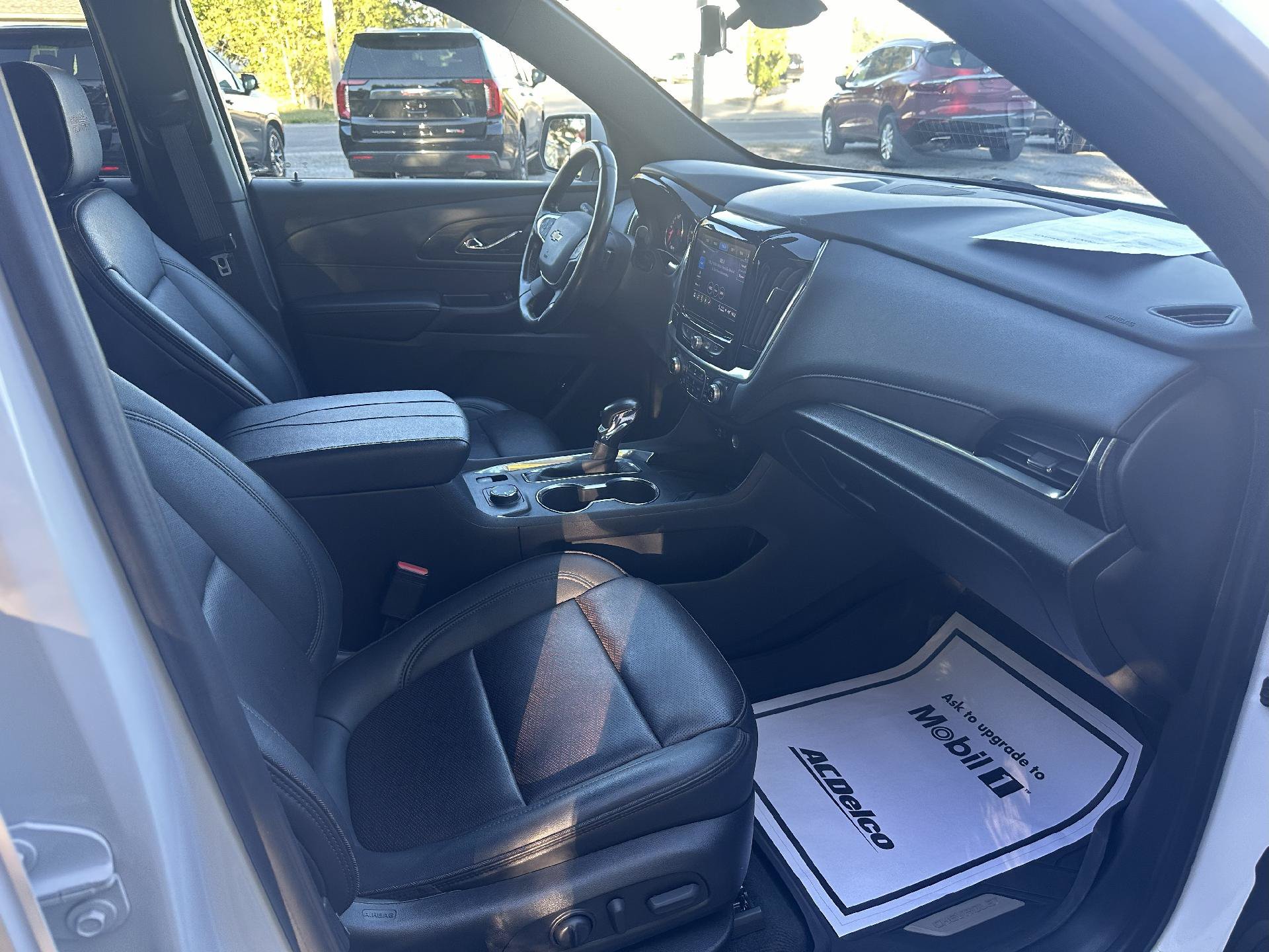Used 2022 Chevrolet Traverse High Country w/ LPO, Floor Liner Package AWD/4WD image 14