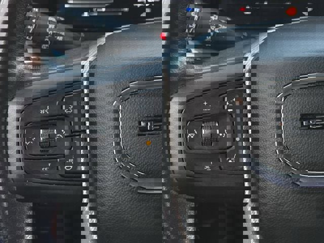 Used 2022 GMC Yukon XL Denali image 15