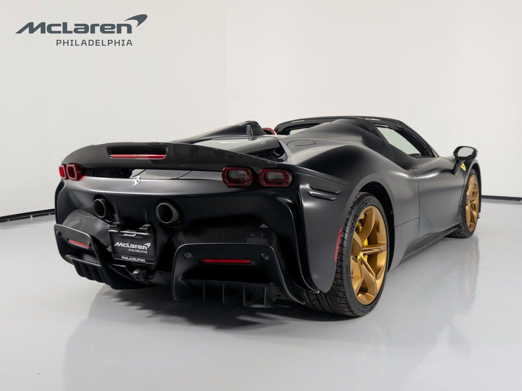 Used 2024 Ferrari SF90 Spider image 6