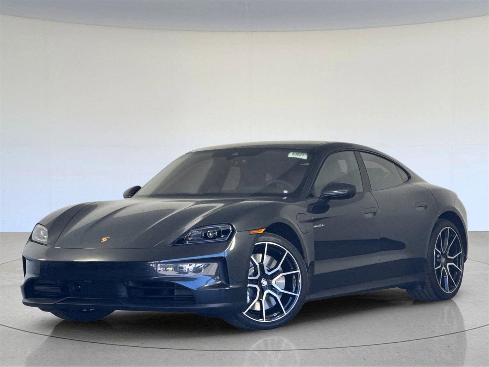 Used 2025 Porsche Taycan image 1