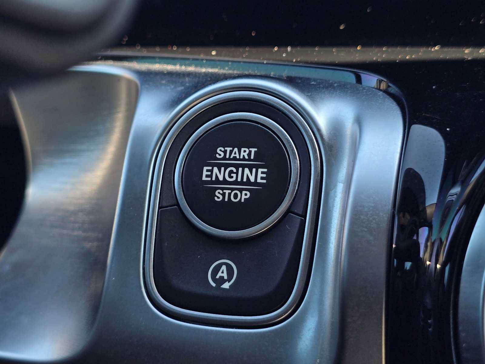 Used 2021 Mercedes-Benz GLB 250 4MATIC image 35