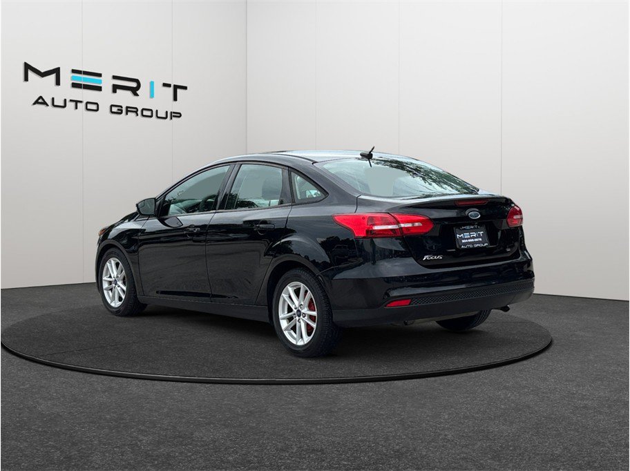 Used 2017 Ford Focus SE FWD image 7