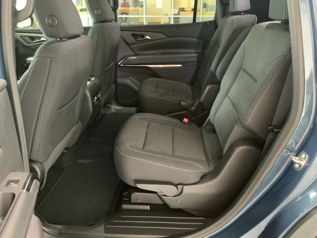 New 2026 Chevrolet Traverse LT FWD image 7