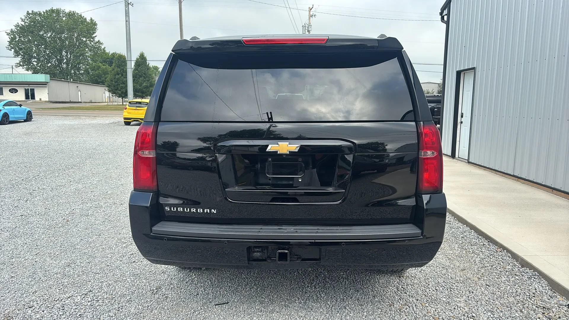 Used 2015 Chevrolet Suburban LT AWD/4WD image 4
