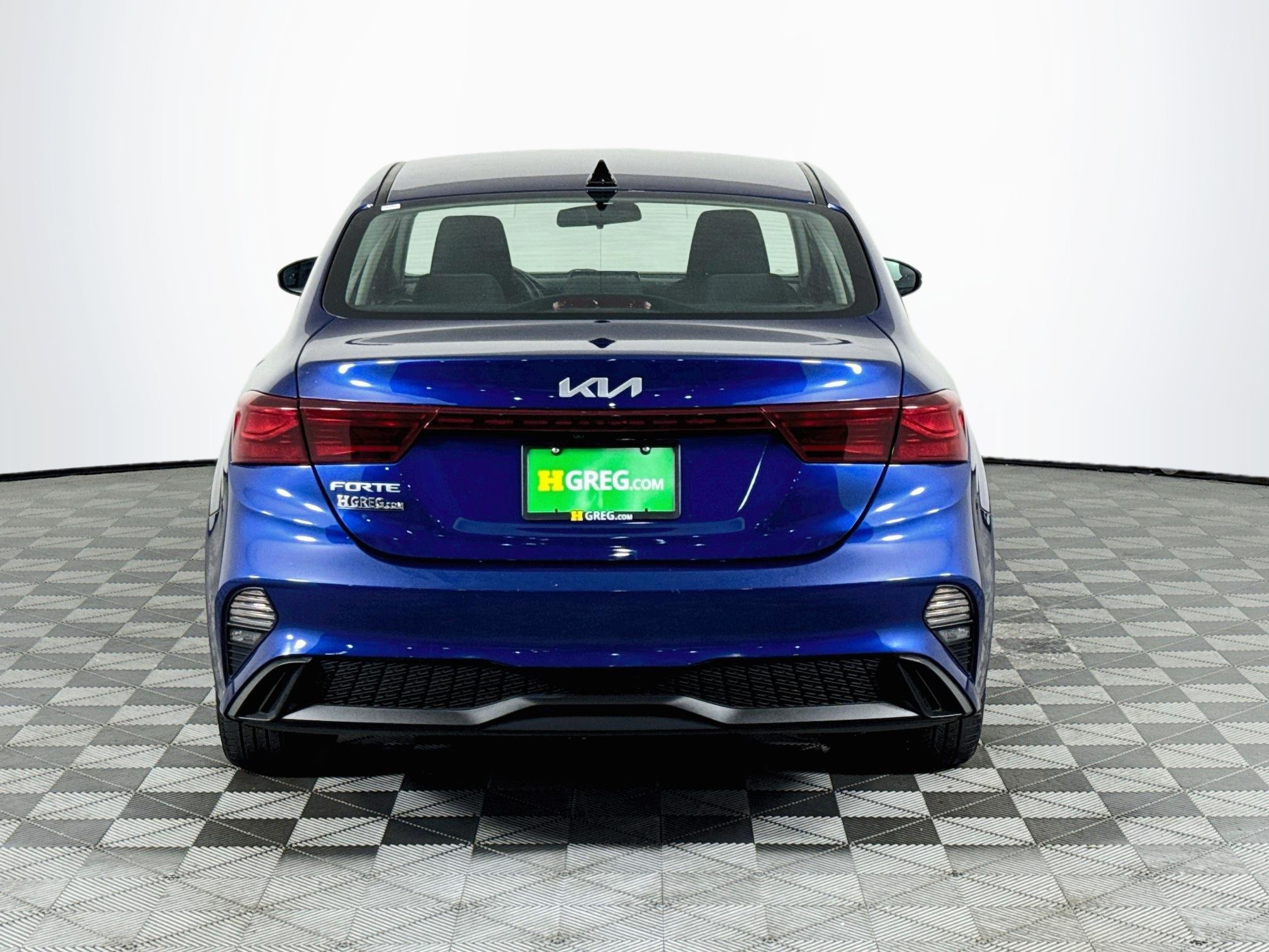 Used 2022 Kia Forte LXS w/ LXS Technology Package FWD image 7