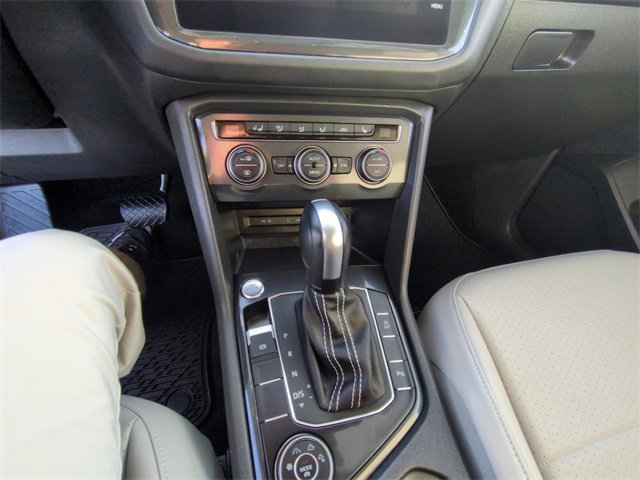 Certified 2021 Volkswagen Tiguan SEL image 15