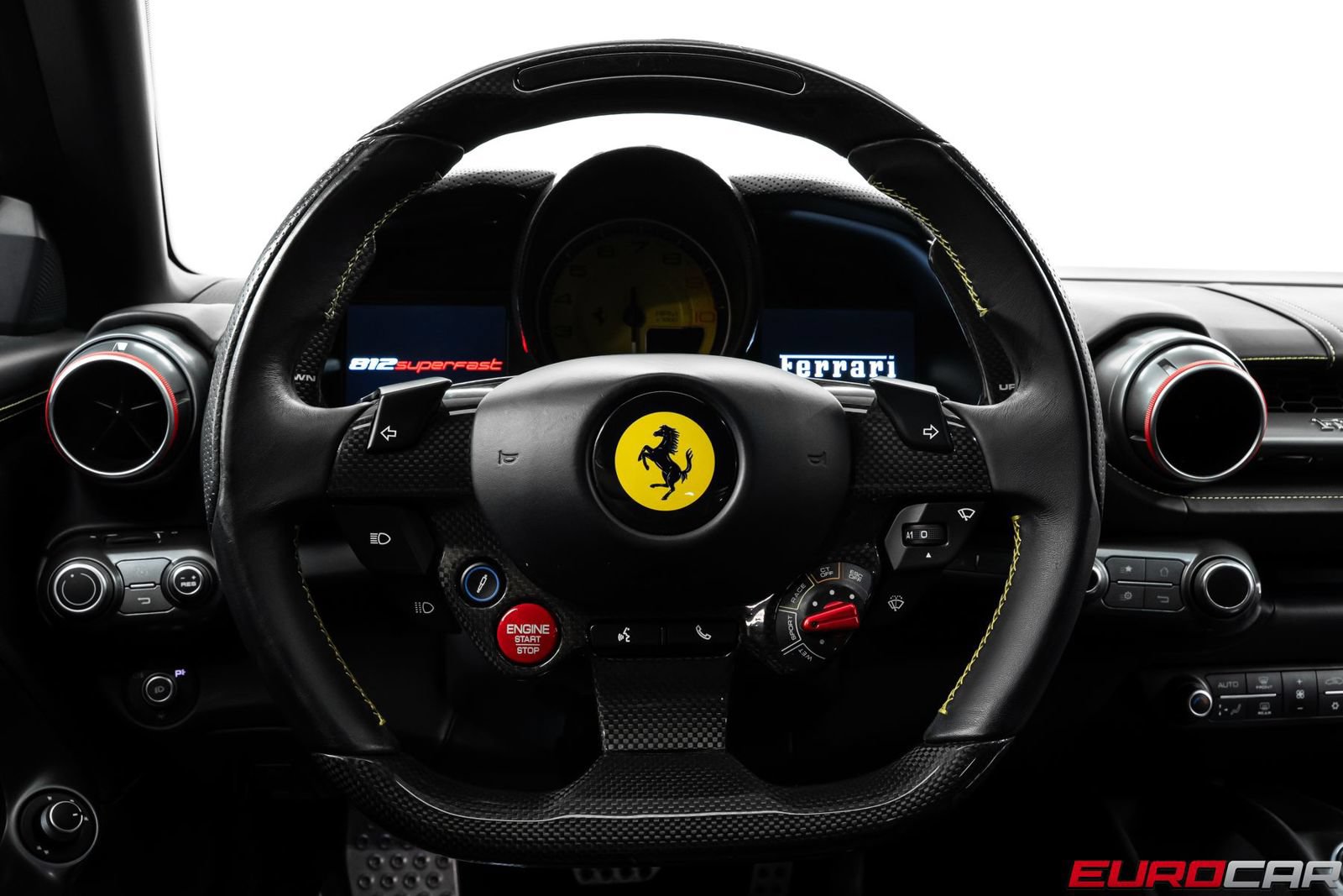 Used 2020 Ferrari 812 Superfast RWD image 30