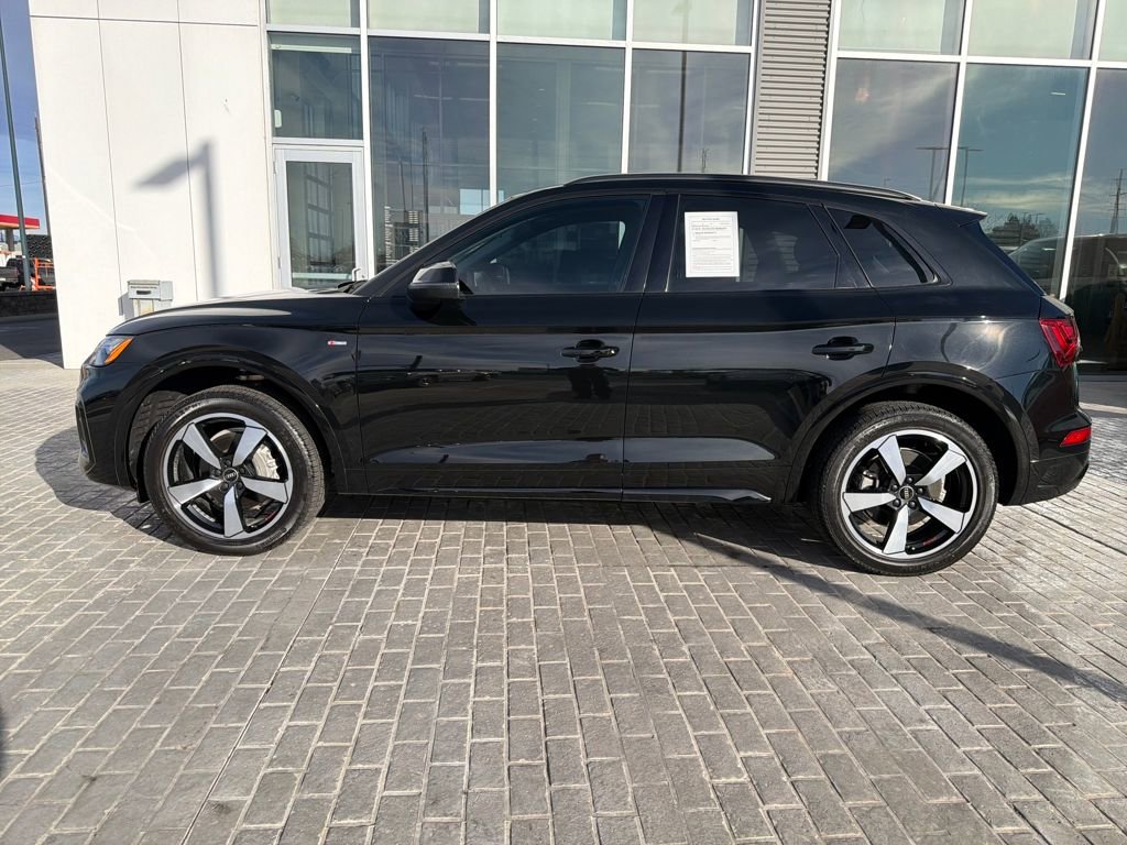 Used 2023 Audi Q5 2.0T Premium Plus w/ Premium Plus Package image 2