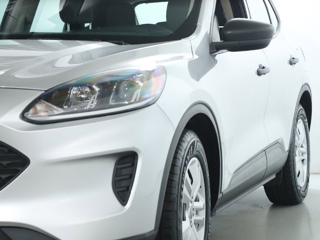 Used 2020 Ford Escape S image 5