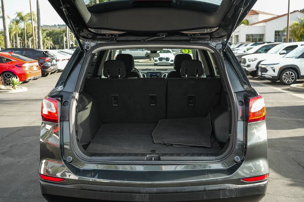 Used 2020 Chevrolet Equinox LS w/ LS Convenience Package FWD image 24