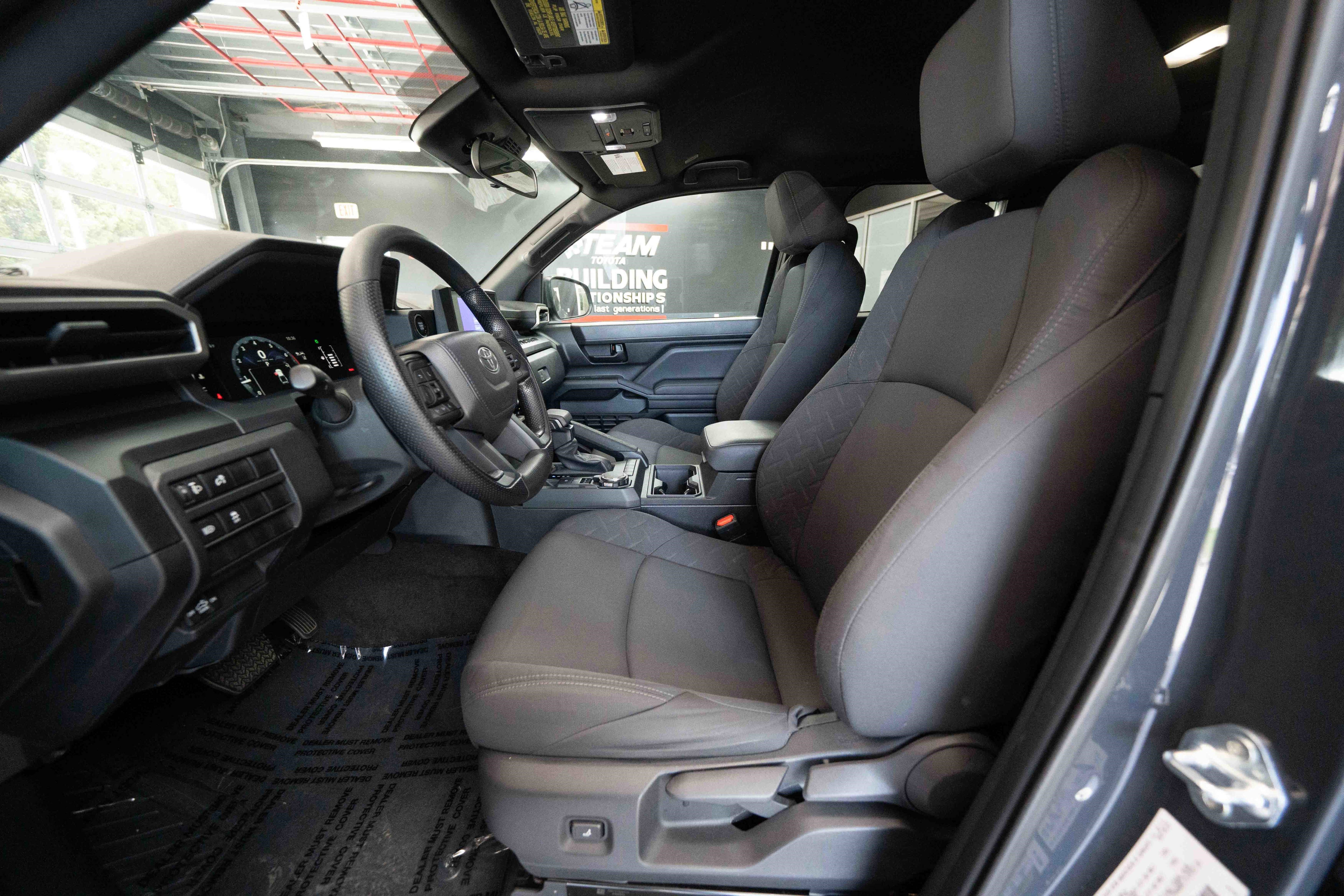 Certified 2025 Toyota Tacoma SR AWD/4WD image 10