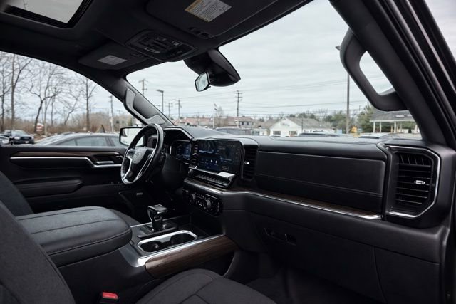 Used 2023 Chevrolet Silverado 1500 RST w/ Convenience Package II image 15
