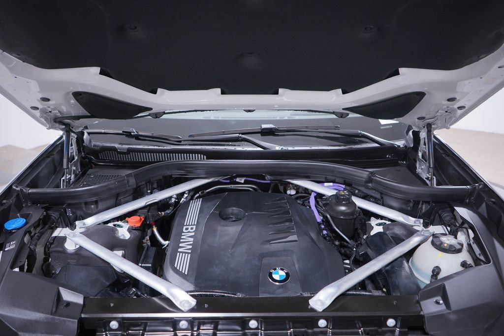 Used 2026 BMW X7 xDrive40i image 25