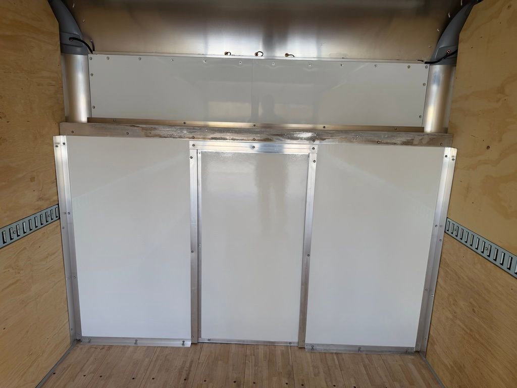 New 2027 Ford E-450 and Econoline 450 Super Duty w/ Power Equipment Group image 36