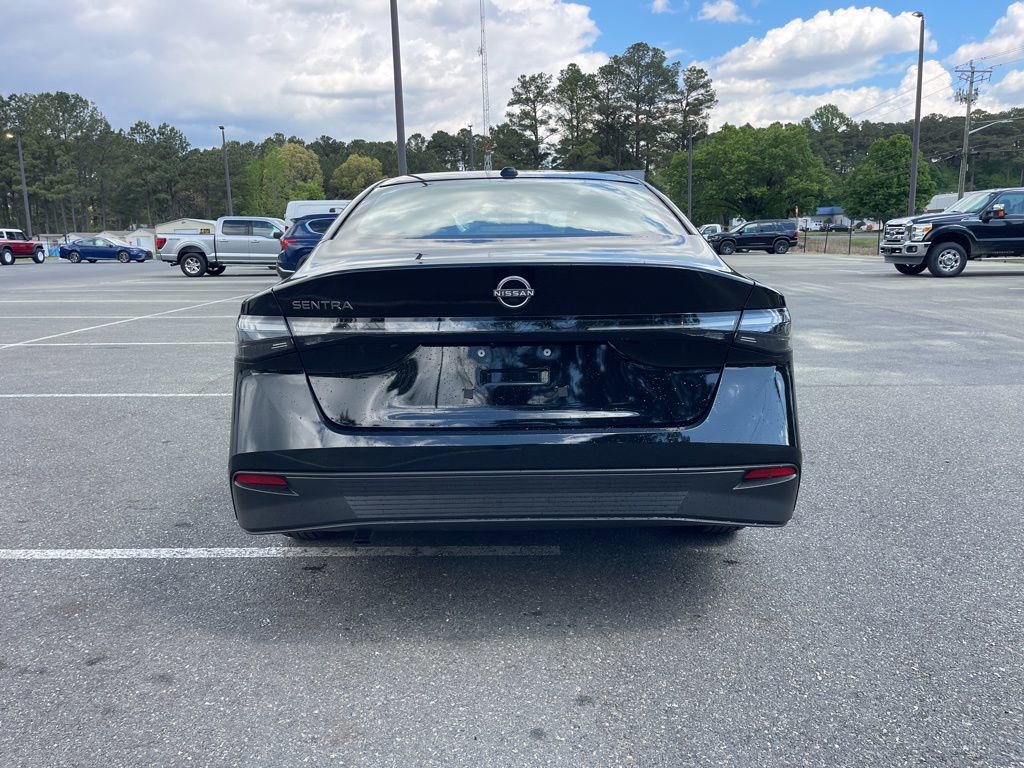 New 2026 Nissan Sentra SV w/ SV Convenience Package FWD image 5