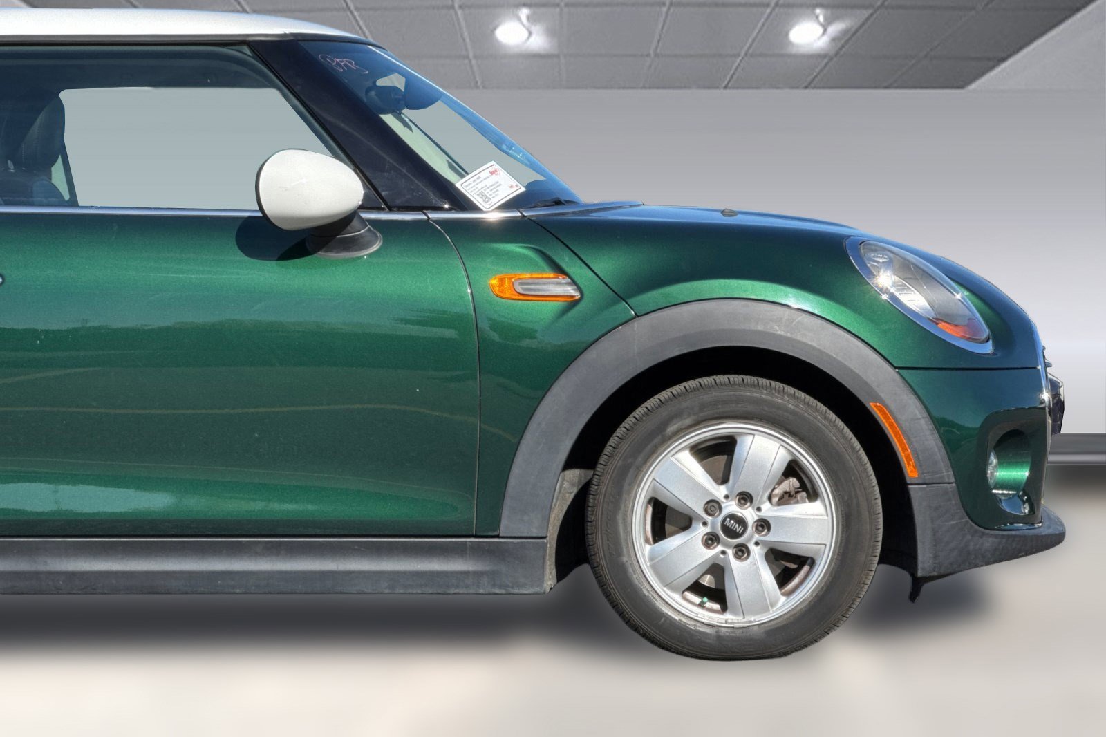 Used 2017 MINI Cooper 2-Door Hardtop image 22