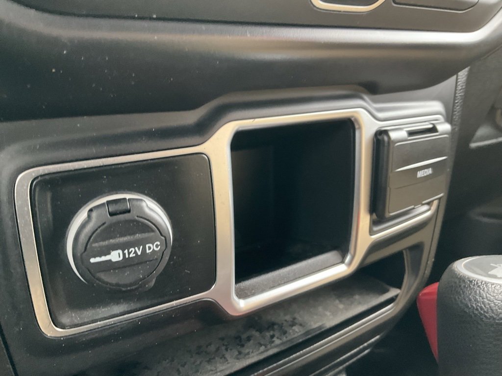 Used 2020 Jeep Wrangler Sport image 9