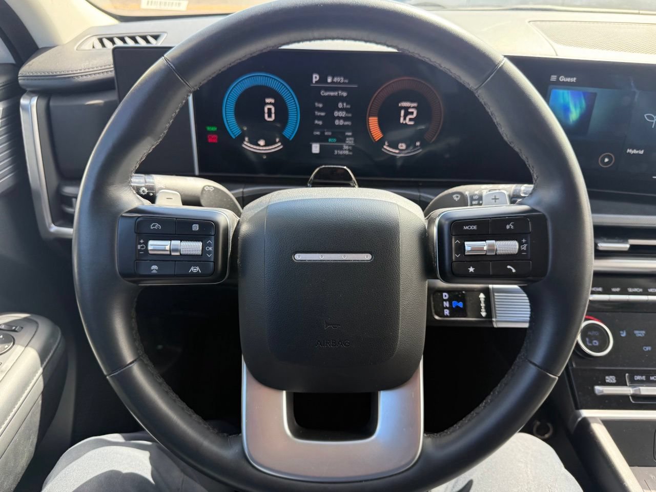 Used 2025 Hyundai Santa Fe SEL AWD/4WD image 16