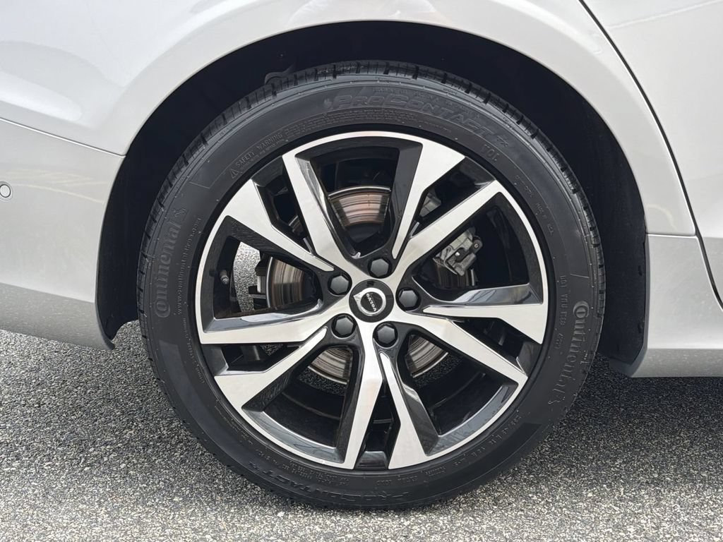 Certified 2024 Volvo S60 B5 Plus w/ Climate Package AWD/4WD image 12
