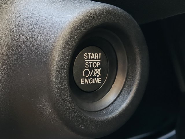 Used 2025 RAM ProMaster 2500 FWD image 20