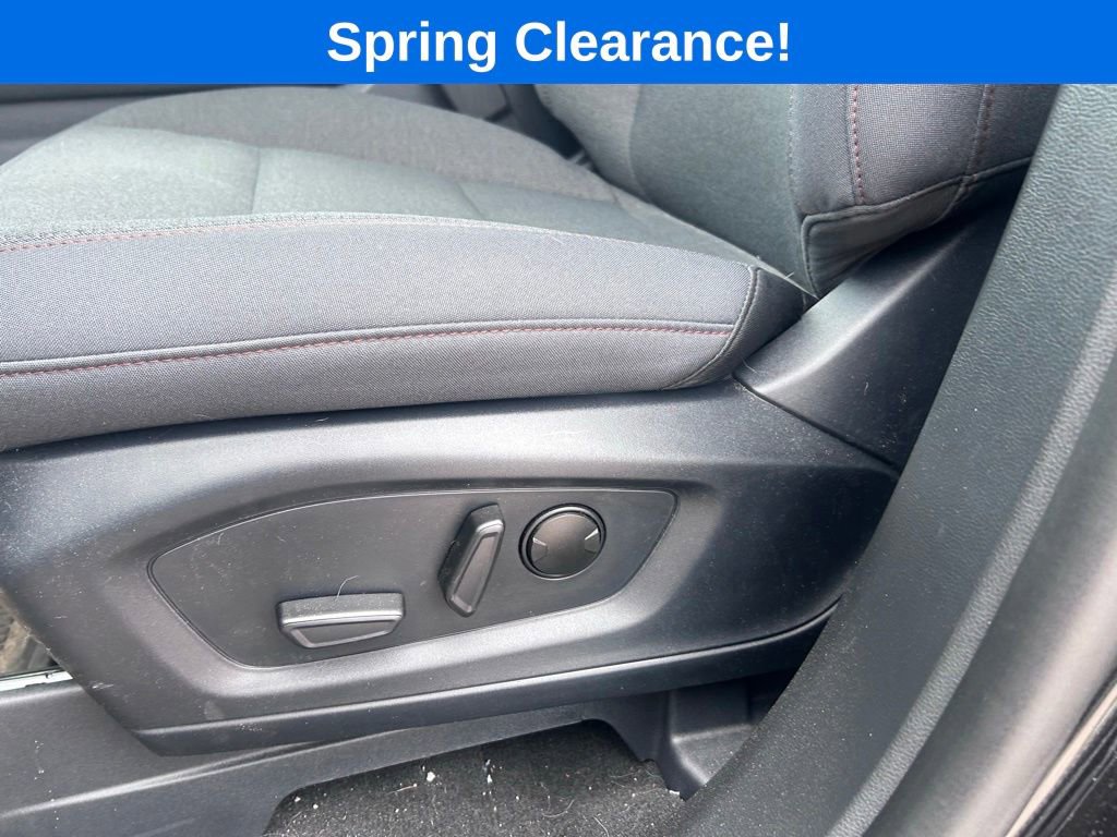 Used 2026 Ford Explorer Active AWD/4WD image 14
