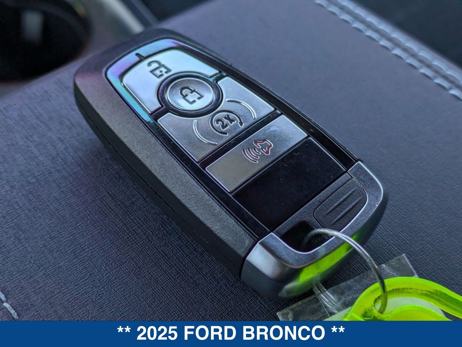 Used 2025 Ford Bronco Heritage Edition AWD/4WD image 50