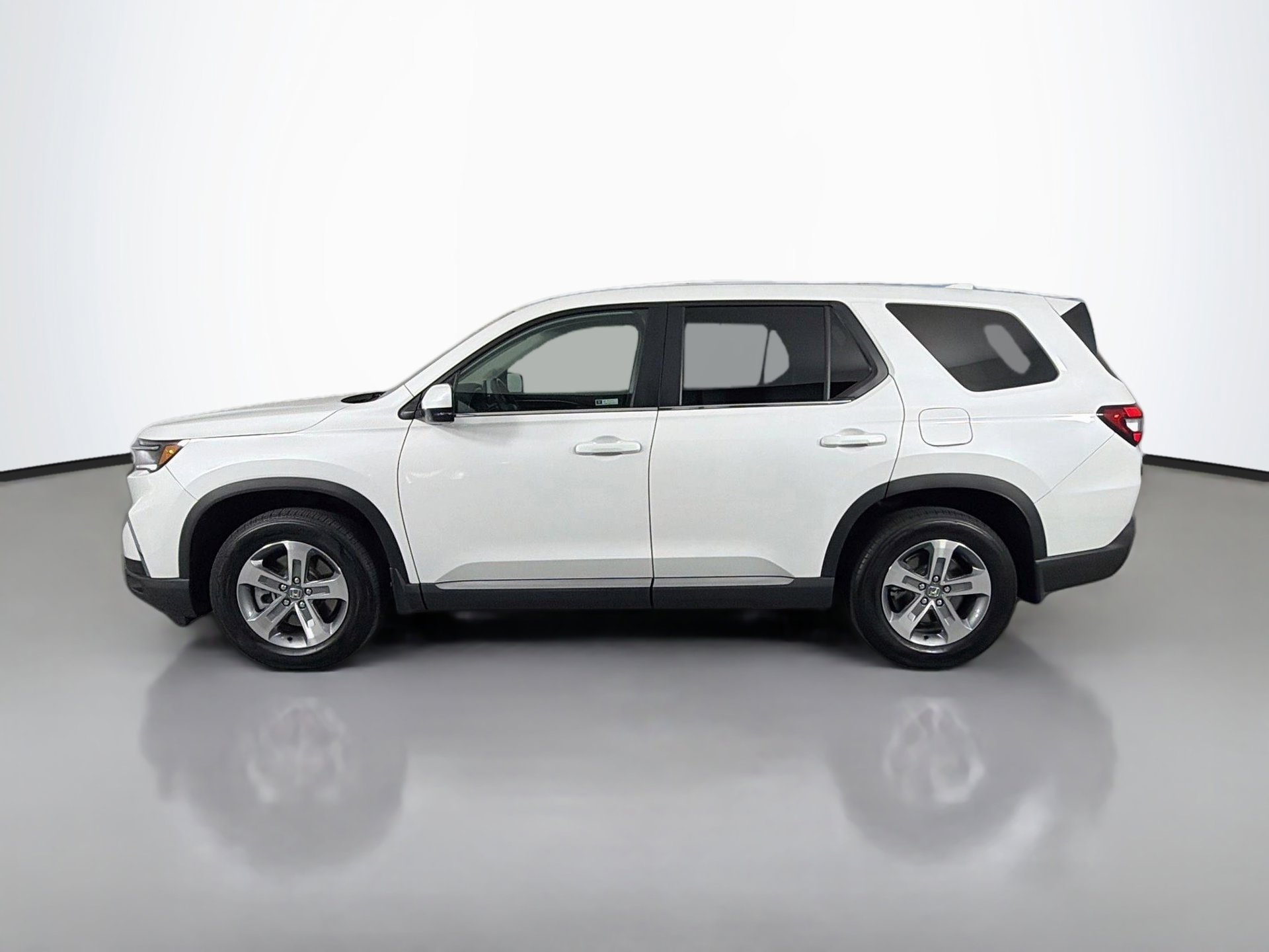 Certified 2025 Honda Pilot EX-L image 6