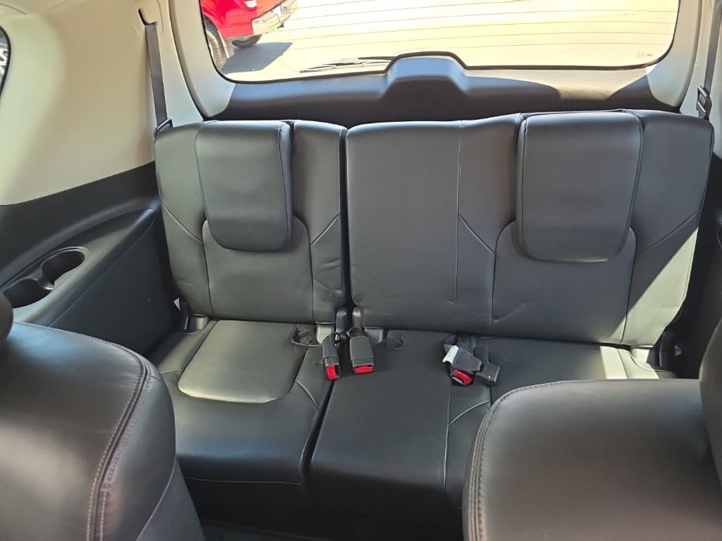 Used 2023 Nissan Armada Platinum w/ Captain's Chairs Package AWD/4WD image 36