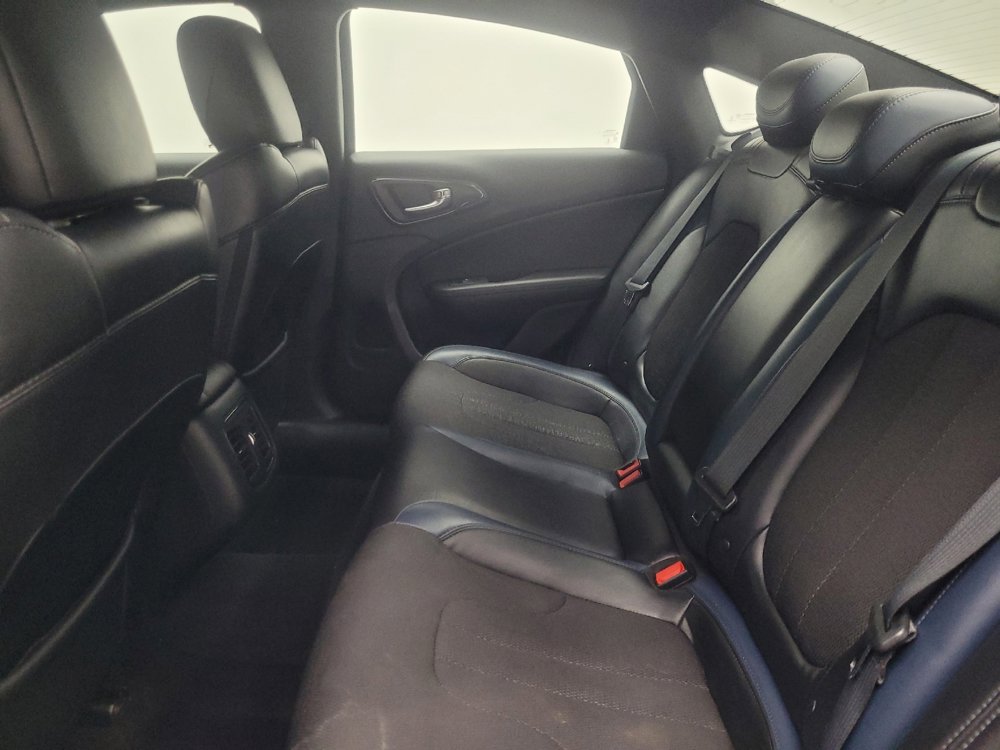 Used 2015 Chrysler 200 S w/ Comfort Group AWD/4WD image 18