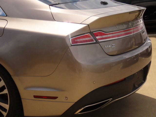 Used 2019 Lincoln MKZ Reserve w/ Luxury Package image 12