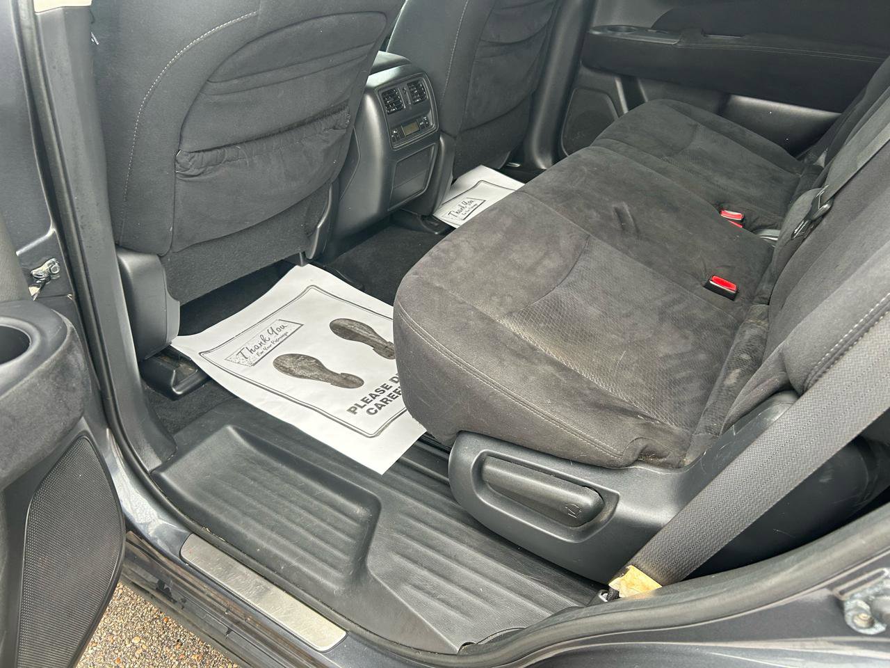 Used 2013 Nissan Pathfinder S AWD/4WD image 9