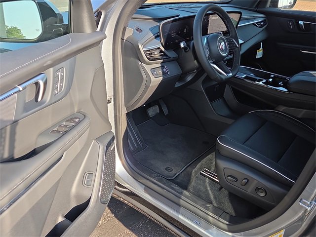New 2026 Buick Enclave Sport Touring w/ Power Package image 9