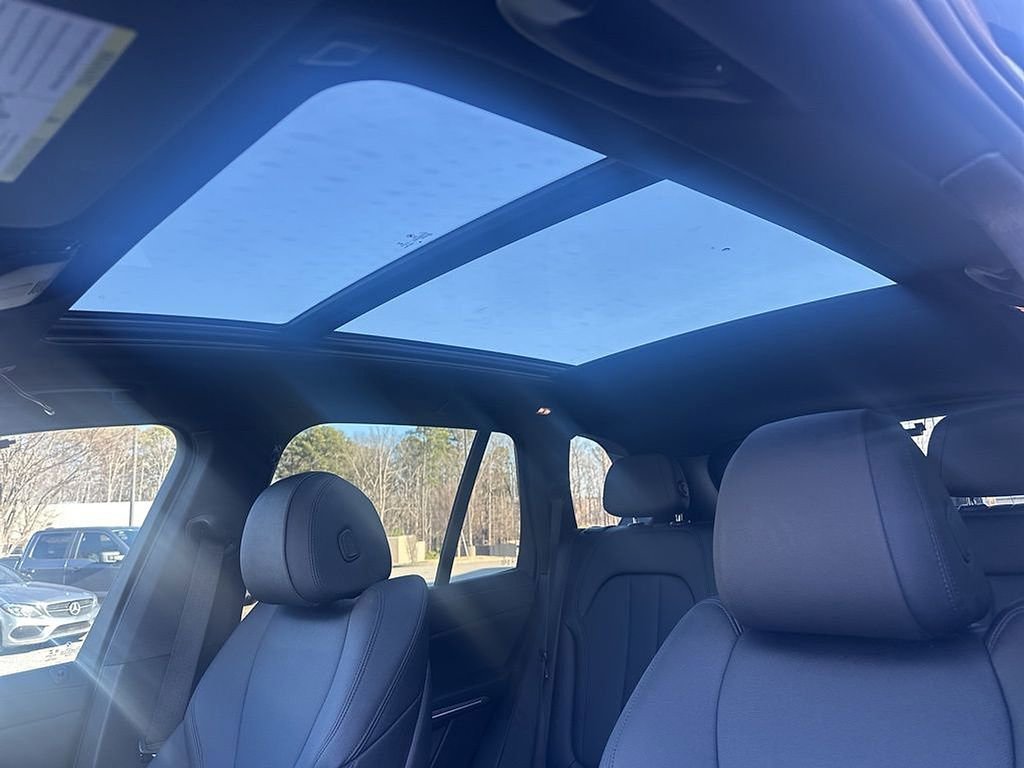 Used 2022 BMW X5 xDrive40i w/ Premium Package image 12