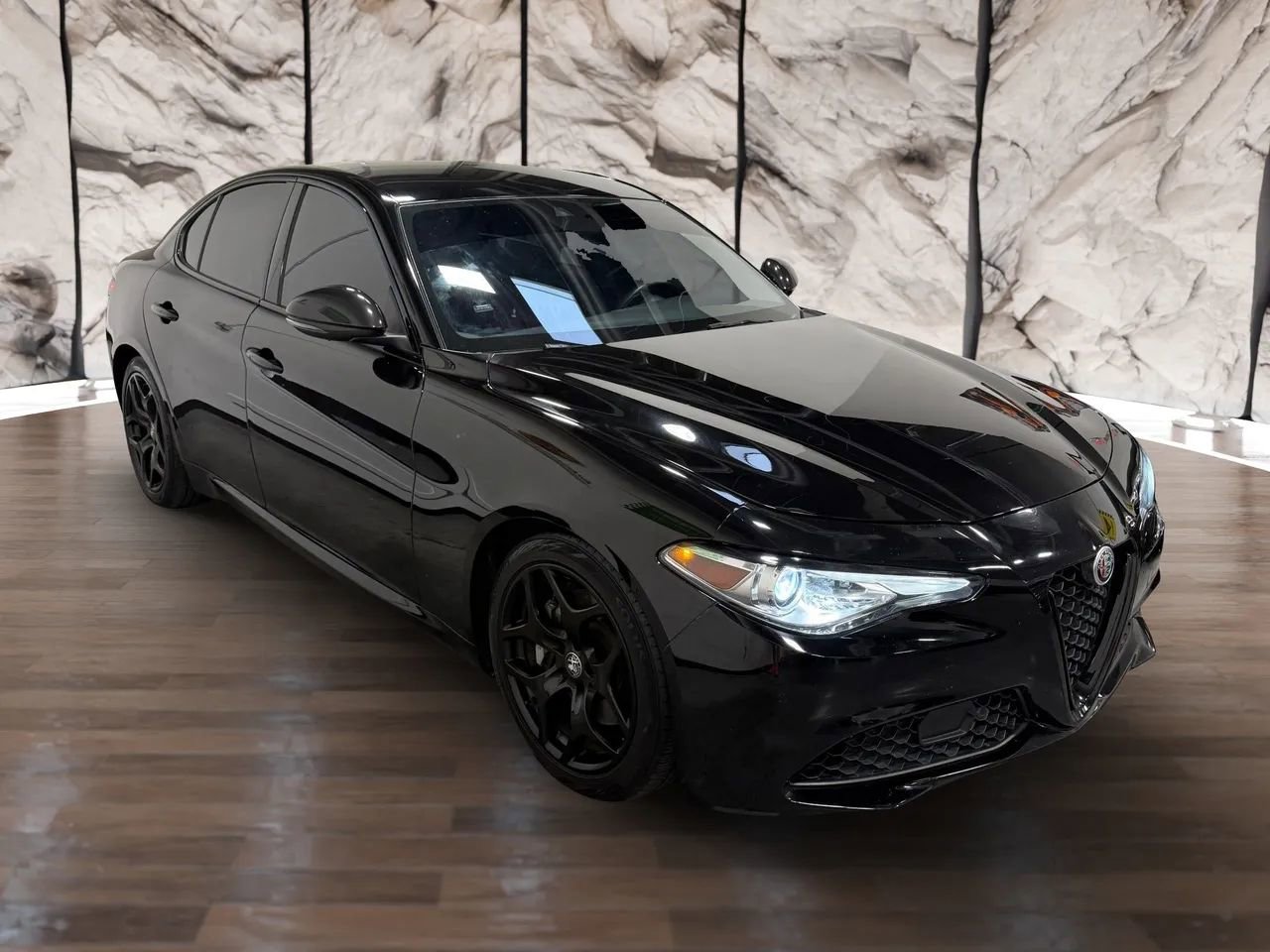 Used 2021 Alfa Romeo Giulia Sprint w/ Nero Edizione image 1