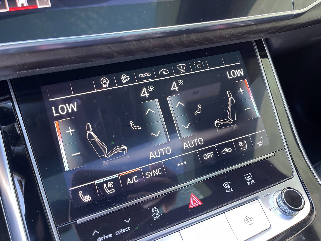 Used 2021 Audi Q8 Prestige image 20