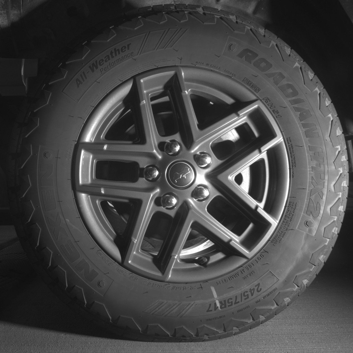 Used 2025 Jeep Wrangler Unlimited Sport AWD/4WD image 12
