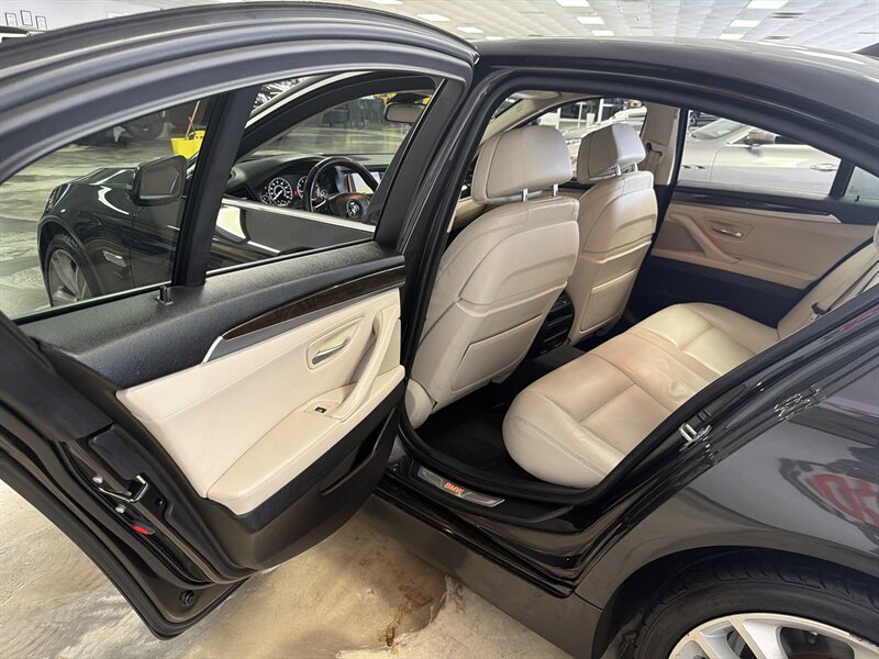 Used 2015 BMW 535i Sedan RWD image 21
