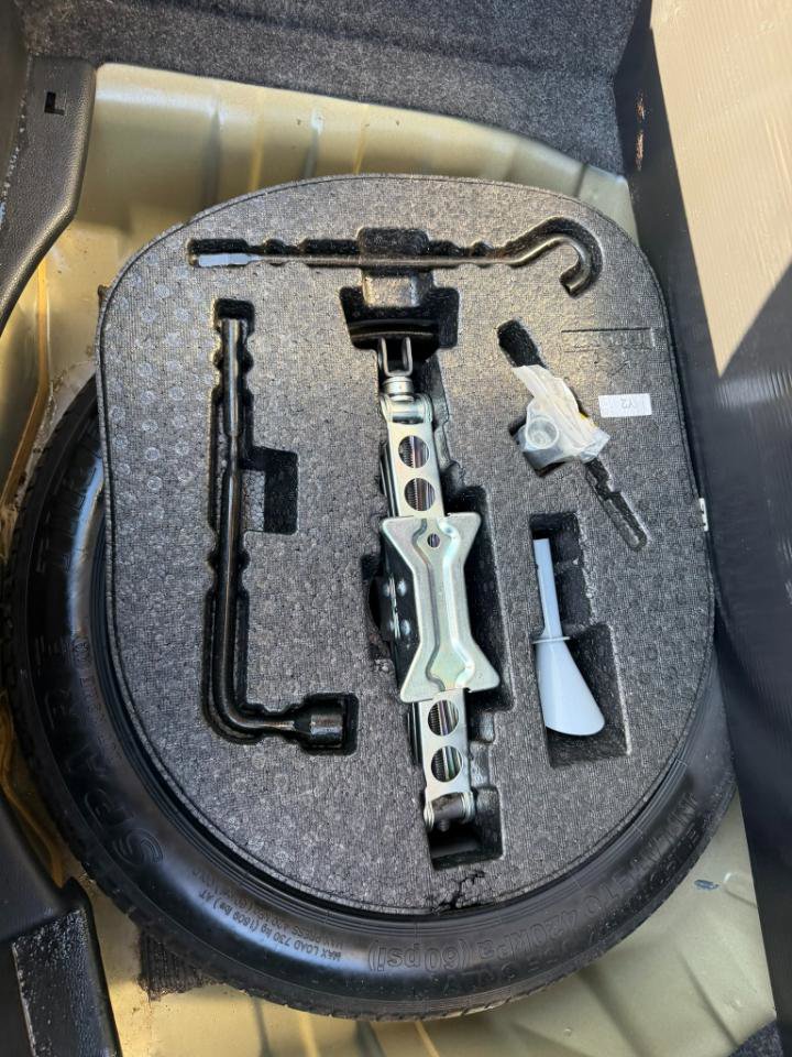 Used 2016 Honda Civic LX-P image 37