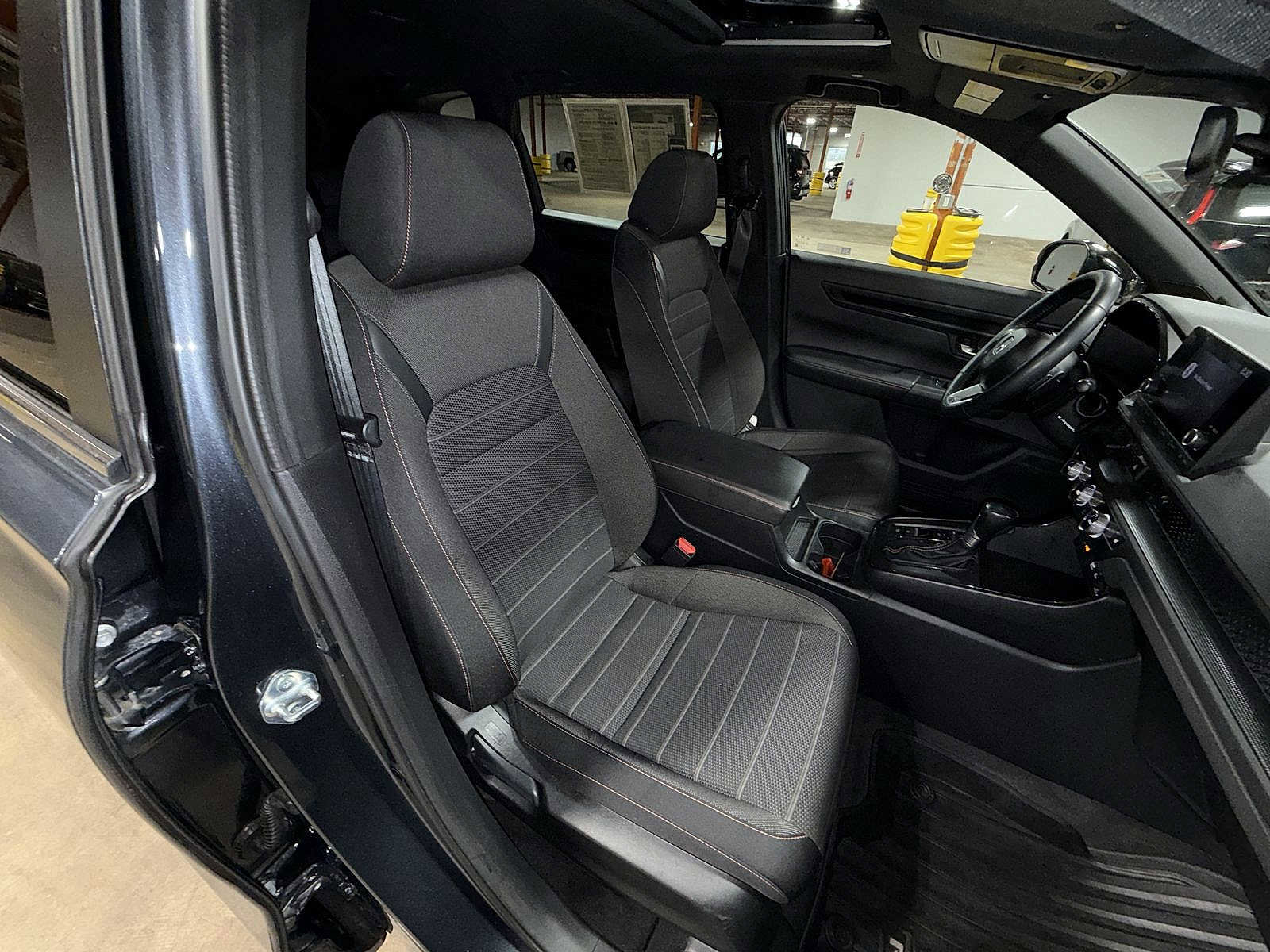 Used 2024 Honda CR-V Sport image 16