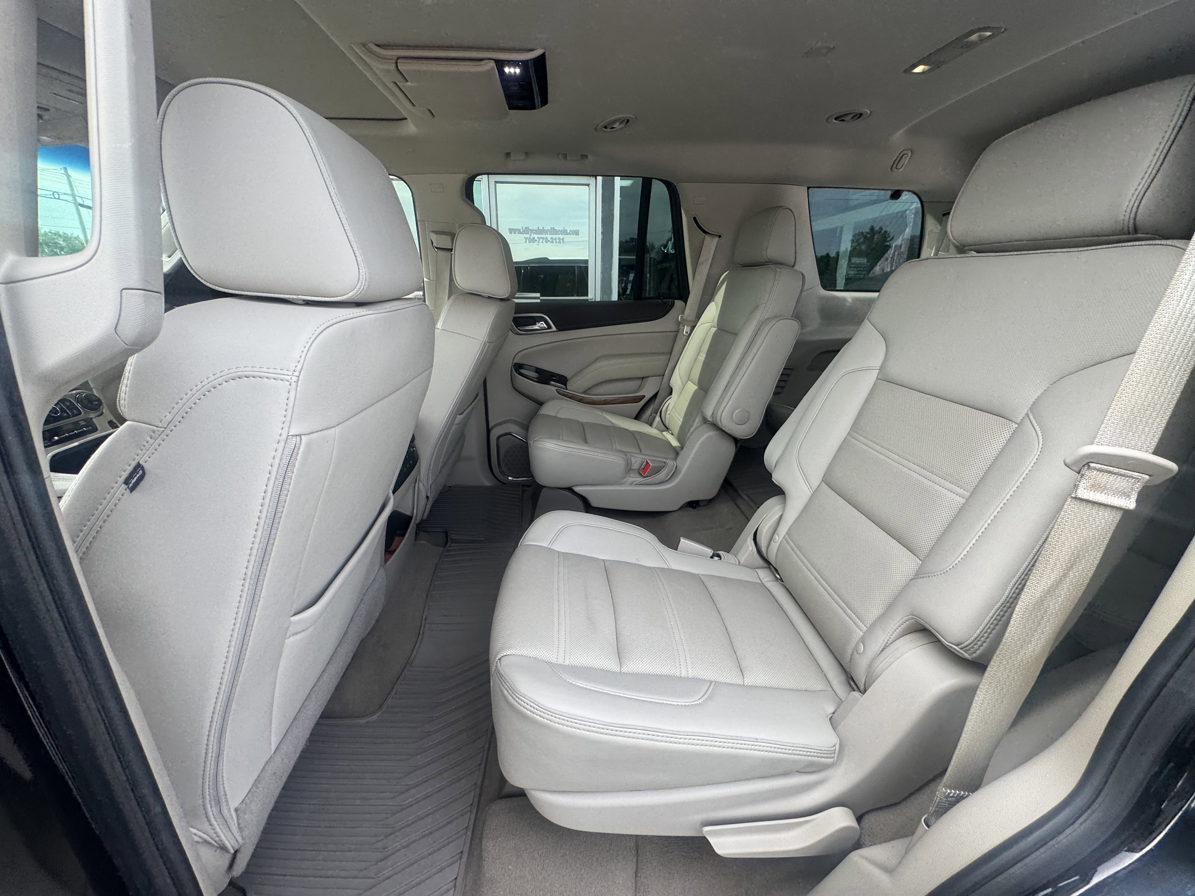 Used 2020 GMC Yukon Denali w/ Open Road Package RWD image 9