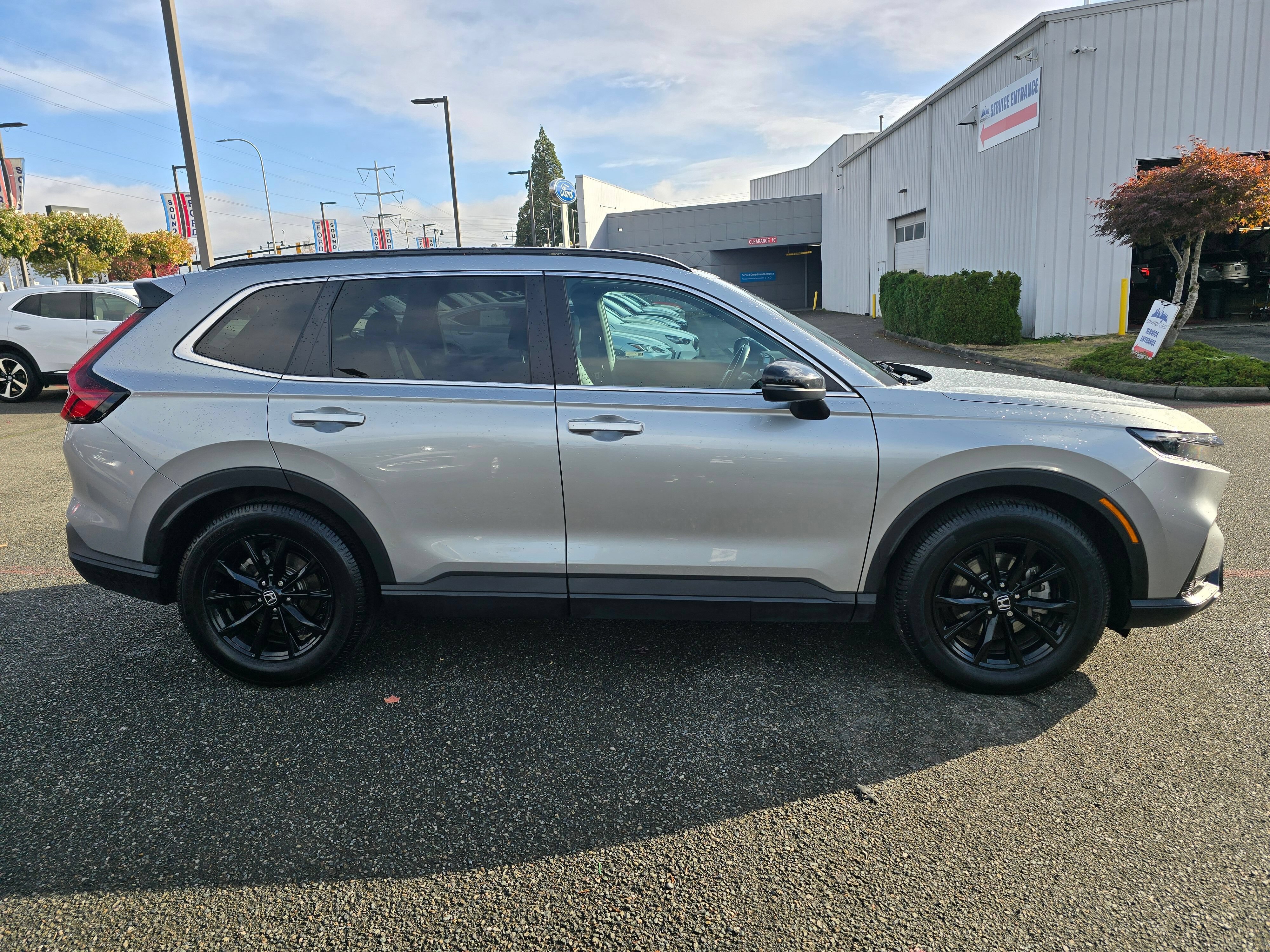 Used 2025 Honda CR-V Sport-L image 6