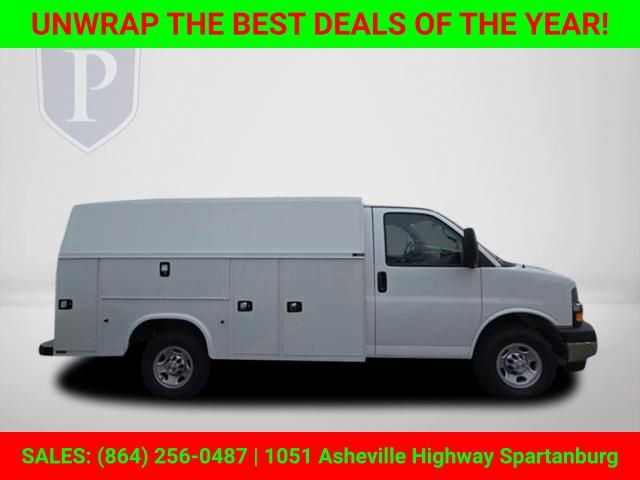 New 2025 Chevrolet Express 3500 w/ Power Convenience Package image 4