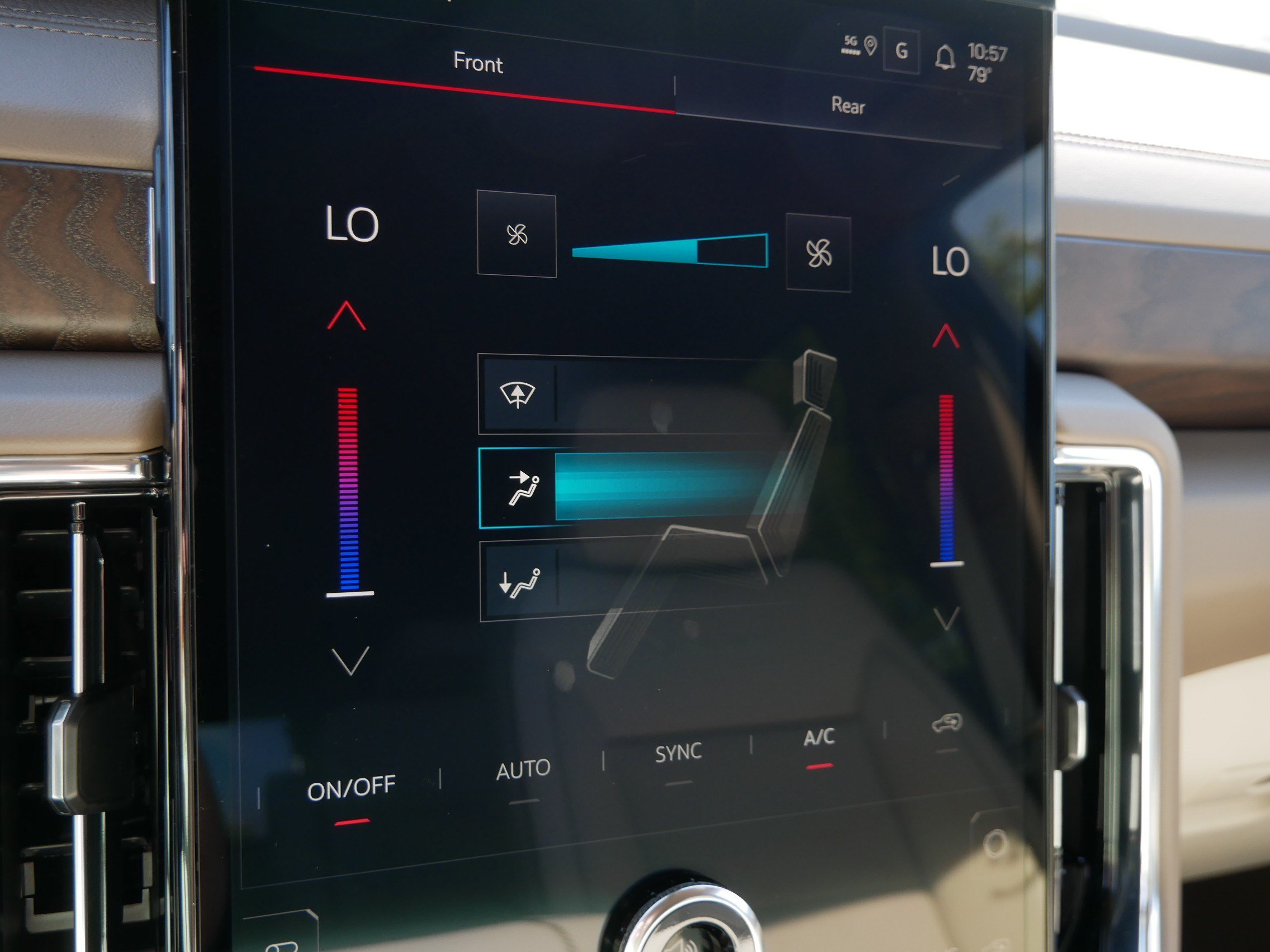 New 2026 GMC Yukon XL Denali AWD/4WD image 8