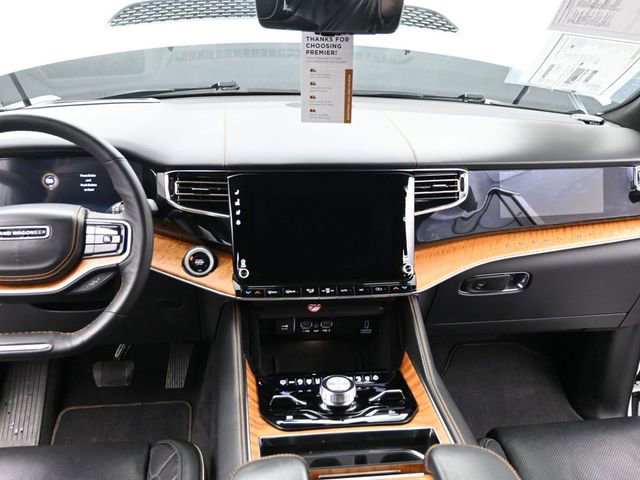 Used 2024 Jeep Grand Wagoneer L Series III image 27