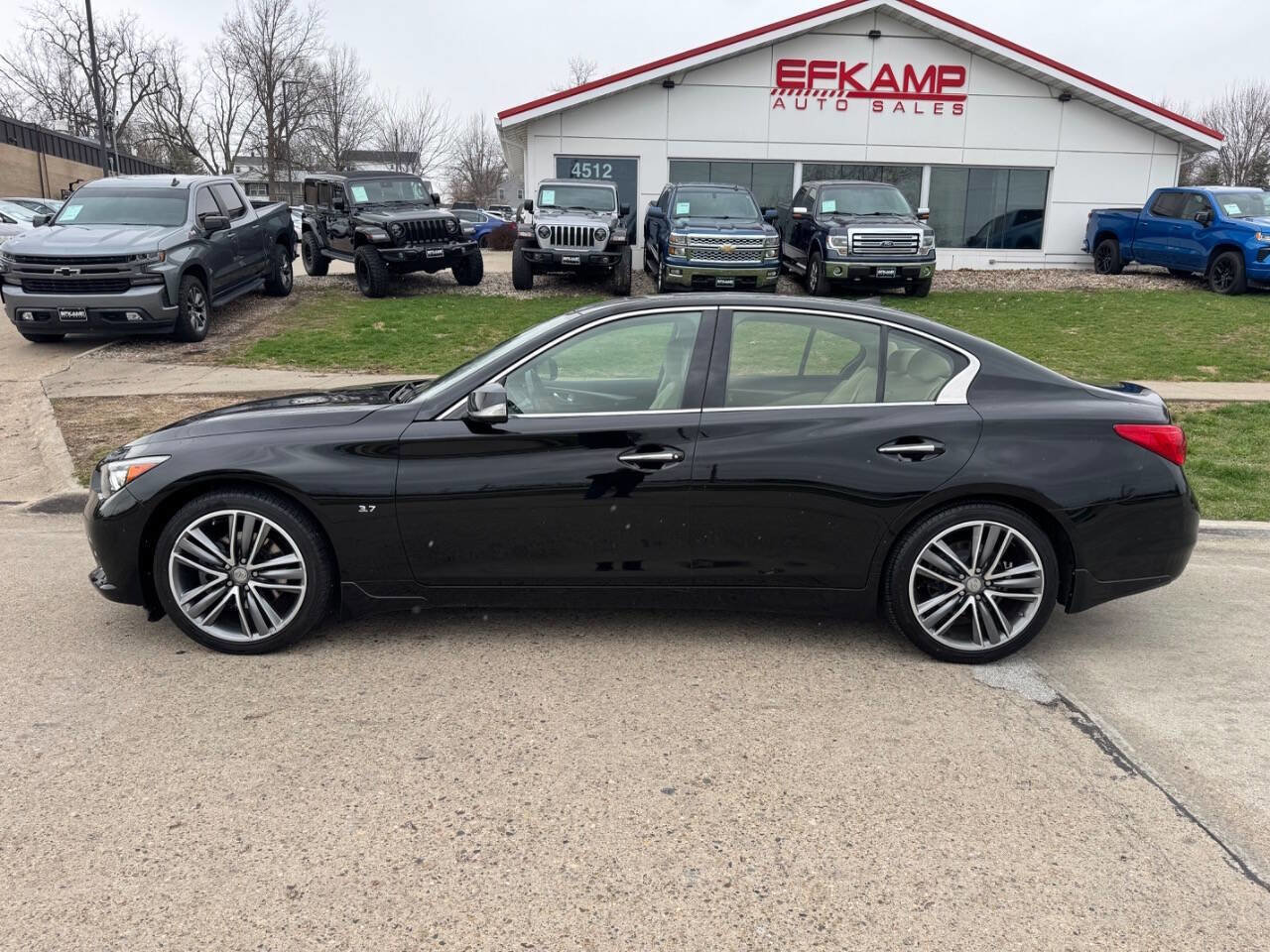 Used 2014 INFINITI Q50 Premium w/ Technology Package image 2