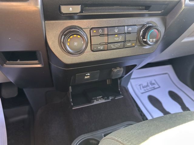 Used 2017 Ford F150 XLT image 34